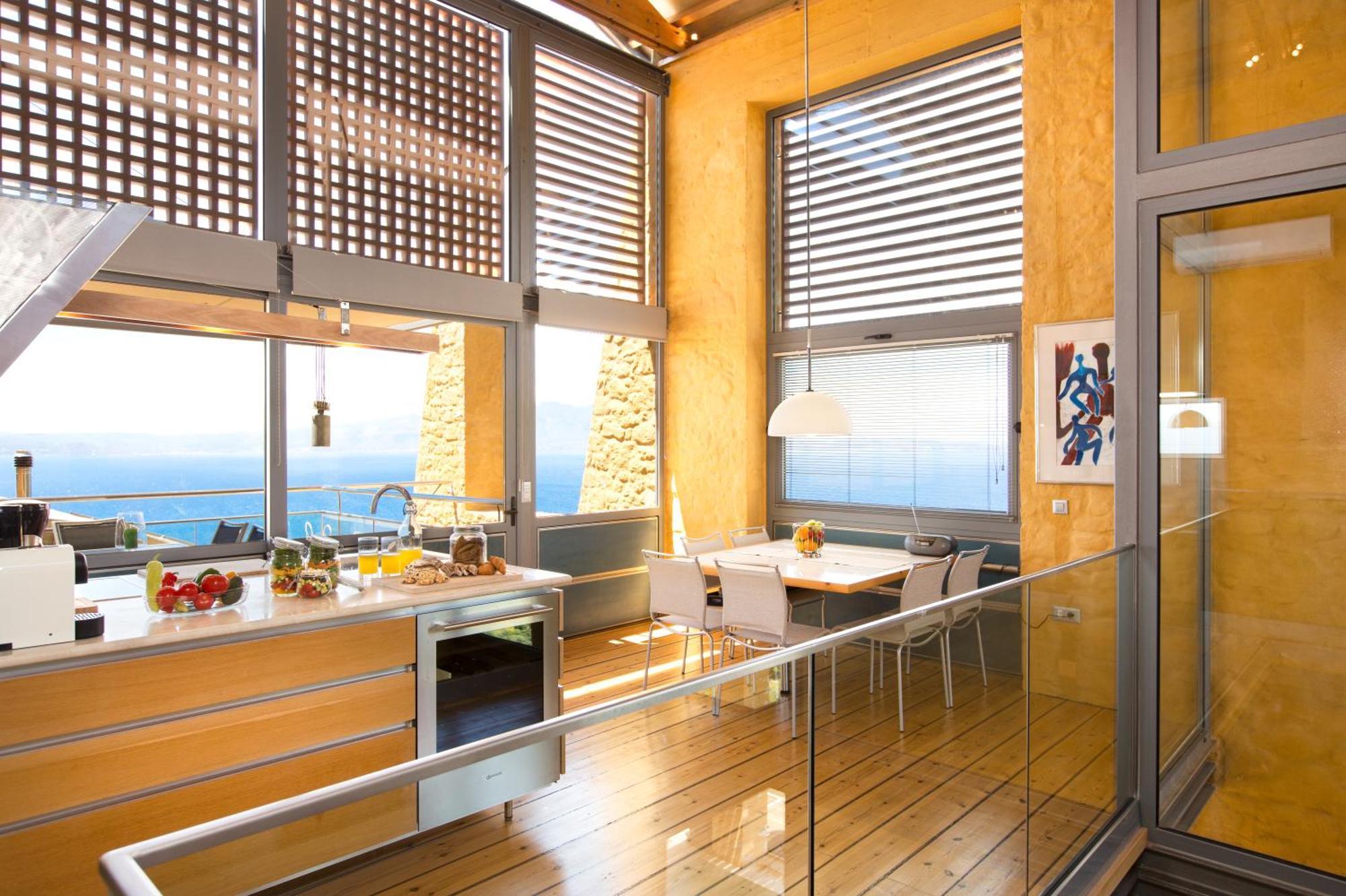 Beachfront Ravdoucha Epavlis Eleni Villa - Pool, Hot Tub, Gym, Sauna, Private Parking, Wifi Chania  ภายนอก รูปภาพ