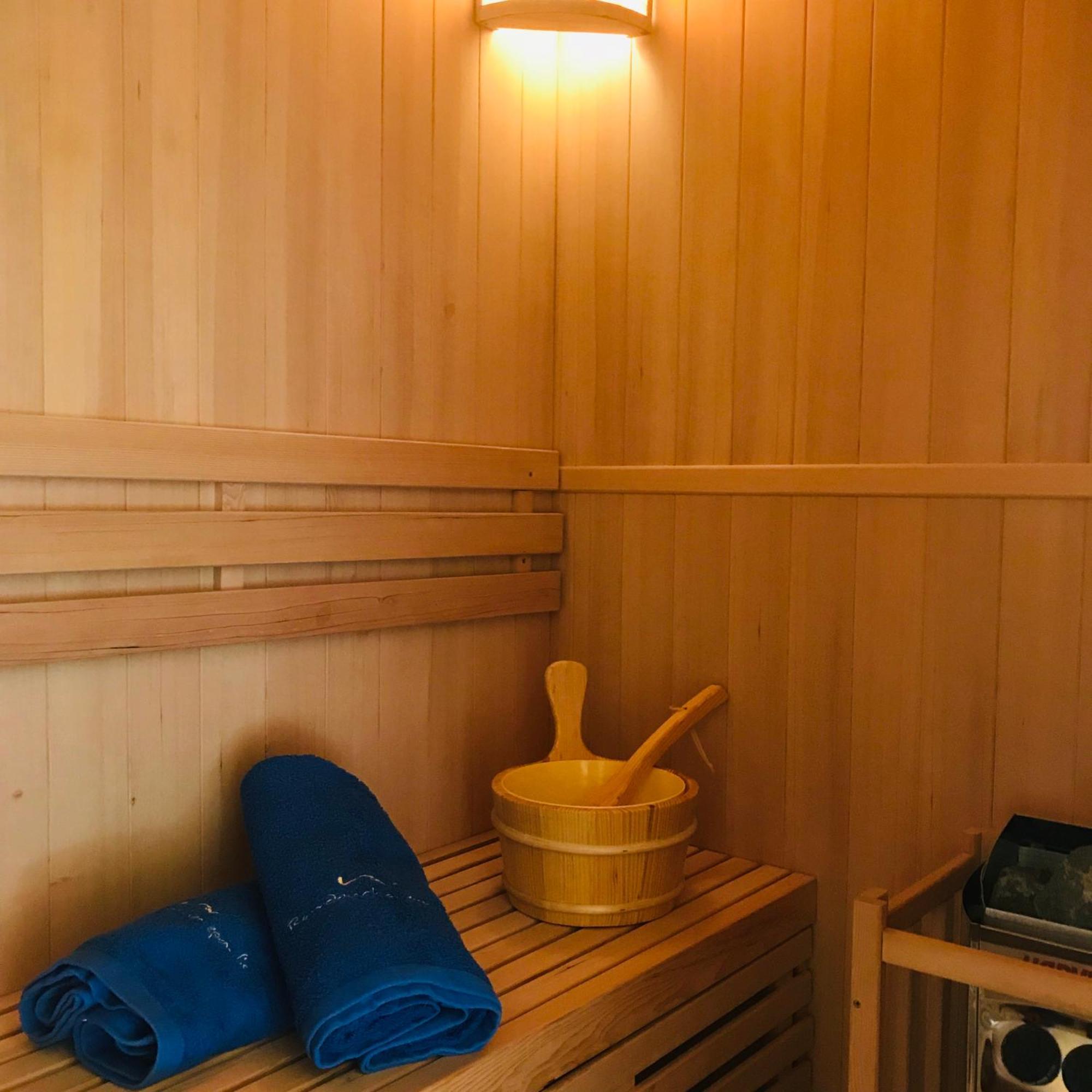 Beachfront Ravdoucha Epavlis Eleni Villa - Pool, Hot Tub, Gym, Sauna, Private Parking, Wifi Chania  ภายนอก รูปภาพ