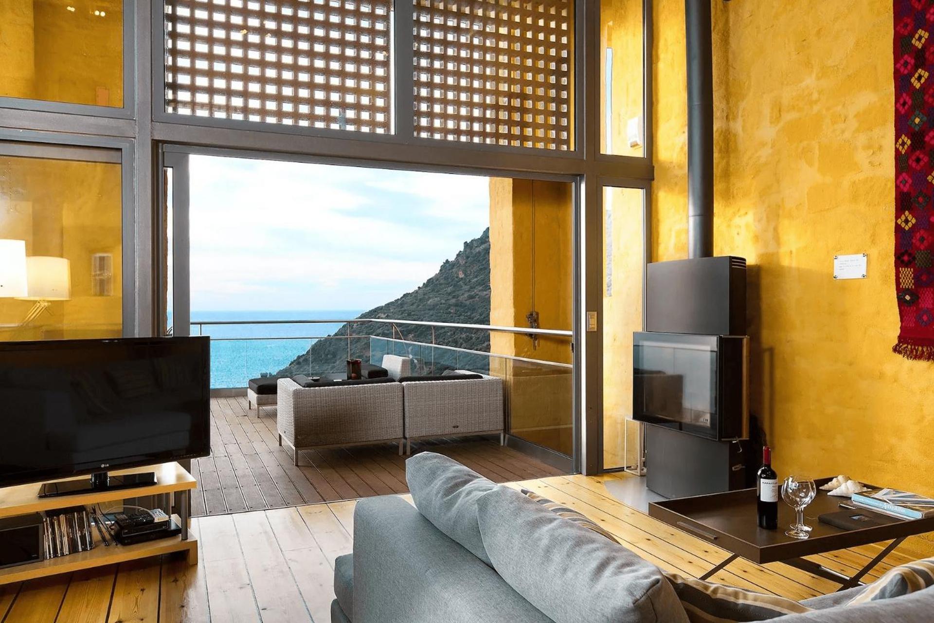Beachfront Ravdoucha Epavlis Eleni Villa - Pool, Hot Tub, Gym, Sauna, Private Parking, Wifi Chania  ภายนอก รูปภาพ